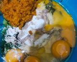 Foto langkah ke 3 dari resep 21 Telur Dadar Padang.