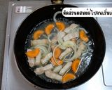 รูปขั้นตอนการทำที่ 7 ของ หมูผัดกิมจิ สูตรไม่มีโคชูจัง