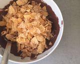 A picture of step 2 of Simple Easter snack.
