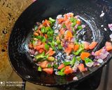 वेजिटेबल मैगी (Vegetable maggi recipe in Hindi) रेसिपी चरण 2 फोटो