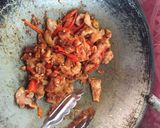รูปขั้นตอนการทำที่ 2 ของ พริกแกงหมู
