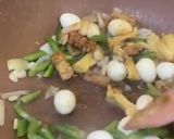 Foto langkah ke 4 dari resep Tumis Buncis telur puyuh.