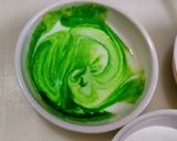 A picture of step 2 of Tri colour idli.