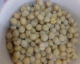 A picture of step 1 of #Spicy chana chat.
