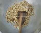 Foto langkah ke 2 dari resep Ting-Ting Kacang Wijen (Nougat Kacang Wijen).