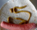 Foto del paso 1 de la receta: Salchichas envueltas en tortillas