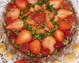 Foto del passaggio 1 della ricetta Crostata morbida alla crema pasticcera e fragole