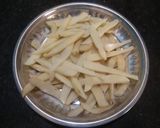 A picture of step 3 of Potato roast with walnut masala.