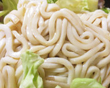 A picture of step 4 of Easy Stir-Fried Udon with Mentsuyu.