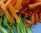 Foto del paso 5 de la receta: Ensalada templada de arroz, verduras y tofu 🥣🥗. (🌱vegano🌱)