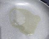 A picture of step 2 of Potato spring onion papad roll.
