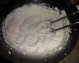 Foto del paso 2 de la receta: Tarta con frutillas en álmibar 