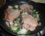 Foto del paso 1 de la receta: Bifes de cerdo al verdeo