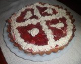 Foto del paso 5 de la receta: Tarta con frutillas en álmibar 