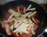Foto del paso 1 de la receta: Carne con verduras al wok