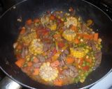 Foto del paso 2 de la receta: Guiso de verduras y carne en pan casero