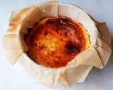 Hình bước làm 4 của món Bánh PHÔ MAI cháy (Basque burnt cheesecake)