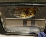 A picture of step 3 of Papdi pizza.