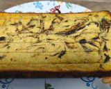 Foto del paso 4 de la receta: Budín marmolado de bananas sin harina de trigo