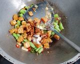 Foto langkah ke 4 dari resep Tumis Buncis Tempe Kecap.