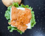Foto langkah ke 3 dari resep Chicken Cheese burger ala kafe.