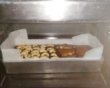 Foto langkah ke 4 dari resep Chewy Shiny crust Brownies.