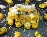 A picture of step 8 of Gujarati Khandvi.