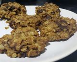 A picture of step 11 of Sticky chocolate chip and ginger cookies.
