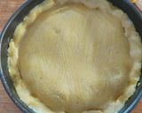 A picture of step 5 of Ricotta and Sour Cherry Crostata.