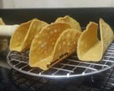A picture of step 10 of Taco shell.
