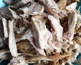 Foto langkah ke 1 dari resep Ayam Suwir Pedas Manis.