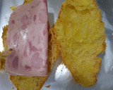 Foto del paso 2 de la receta: Croasanes de JamónCocido/Chopped y Queso al horno!!🥐