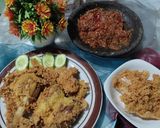 Foto langkah ke 9 dari resep Ayam Goreng Kremes.