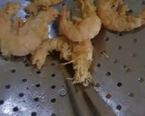 Foto langkah ke 3 dari resep Udang Goreng Simple.