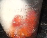 A picture of step 2 of Strawberry juice 🍓اسٹرابری جوس🍓.