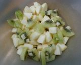 Foto langkah ke 1 dari resep Sop Buah Yoghurt.