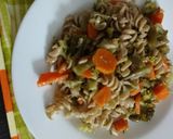 Foto del paso 4 de la receta: Ensalada con pasta y verduras cocidas