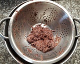 Foto del paso 1 de la receta: Jugo de uva reciclado