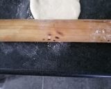 A picture of step 4 of Cheese naan.