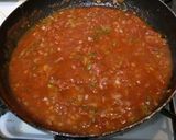 A picture of step 4 of Tomato-Braised Chicken Breast.