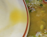 Foto del paso 3 de la receta: Revoltillo de huevos con puré de tomate especias