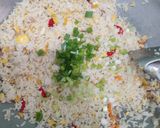 Foto langkah ke 5 dari resep Nasi Goreng Nyahnyah Khas Betawi.