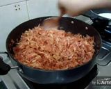 A picture of step 4 of Gajar ka halwa without condensed milk.