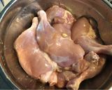 Foto del paso 1 de la receta: Pollo escabechado con vinagre de kombucha