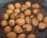 Foto langkah ke 5 dari resep Telur Puyuh Pedas Manis.
