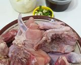 Foto langkah ke 1 dari resep Ayam Goreng Mentega Lada Hitam.