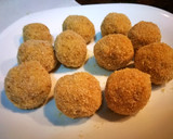 Foto del paso 4 de la receta: Albóndigas de arroz blanco a las hierbas aromáticas