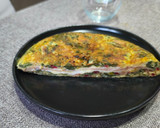 Foto del paso 8 de la receta: Tortilla de acelgas rojas rellena de jamón y queso