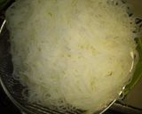 Foto langkah ke 2 dari resep Bihun Goreng Tahu.