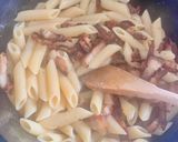 Une image de l'étape 5 de Véritable recette des pâtes à la carbonara.